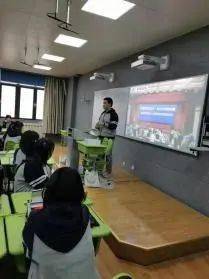 汤姆最新网址,汤姆最新网址，引领科技潮流，重塑未来生活体验