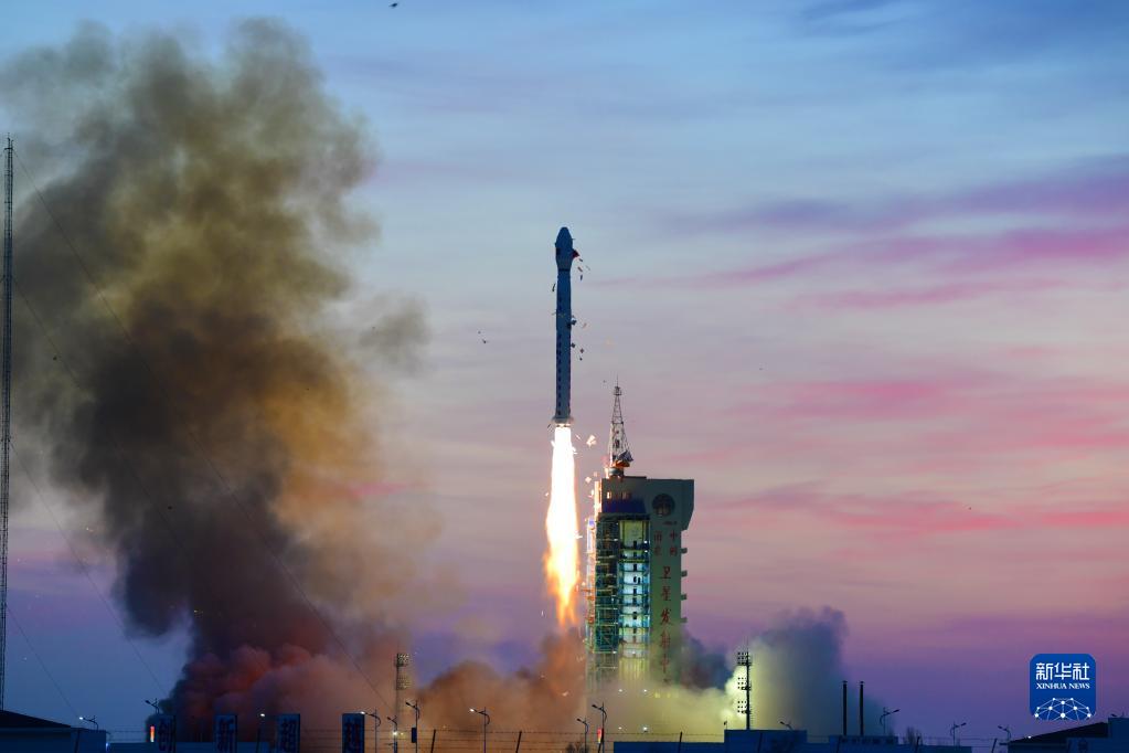 中国最新卫星发射，科技巨擘引领未来，开启生活新纪元