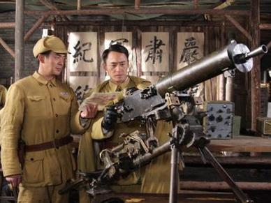 黑枪电视剧全集，铁血荣光再现时代背景