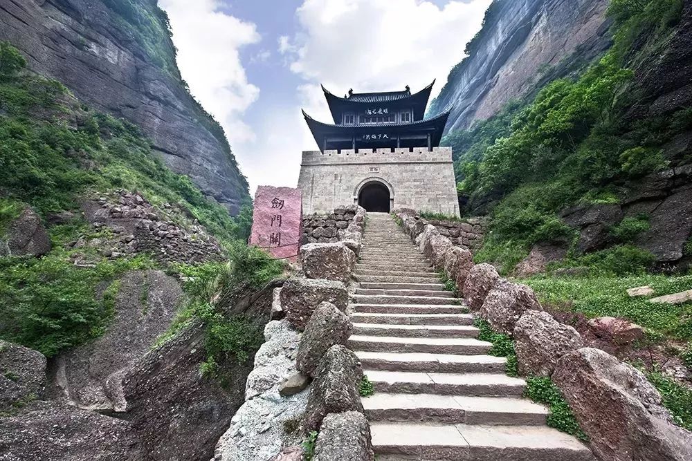 涞源新闻最新消息及自然美景探索，重拾内心宁静的旅行