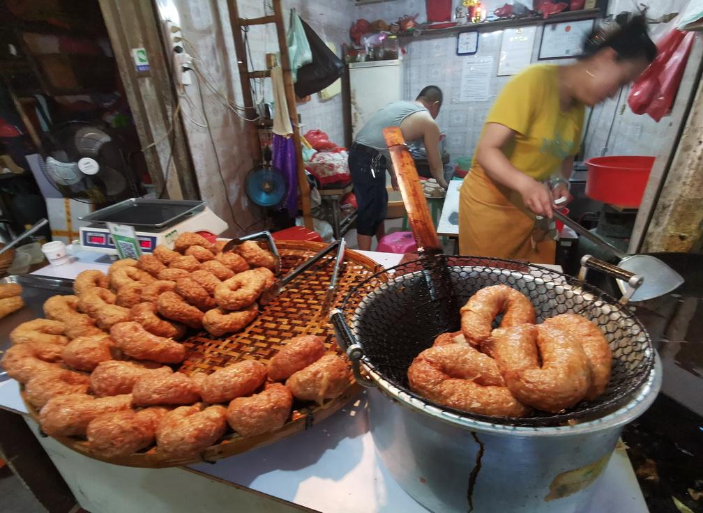 惠来租房最新动态，小巷特色小店揭秘