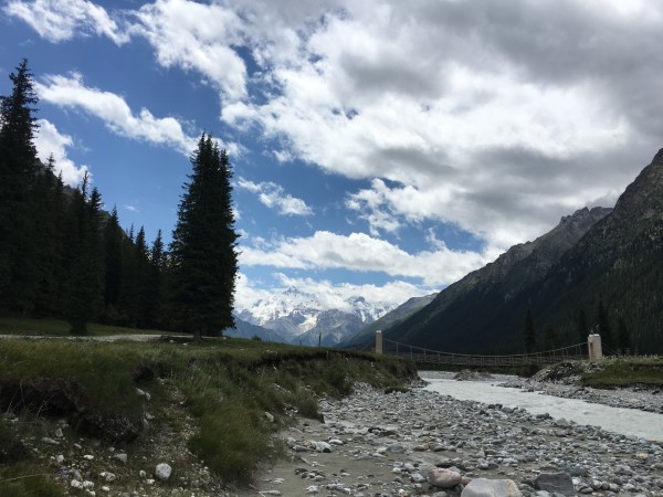 家有太骄傲最新章节，自然美景的旅行与内心的平静之旅